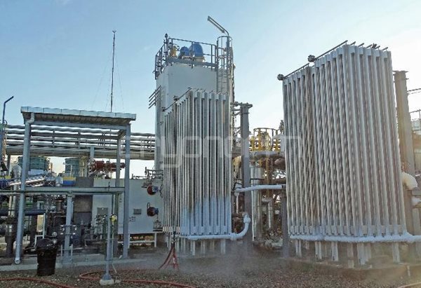 small-scale lng liquefaction